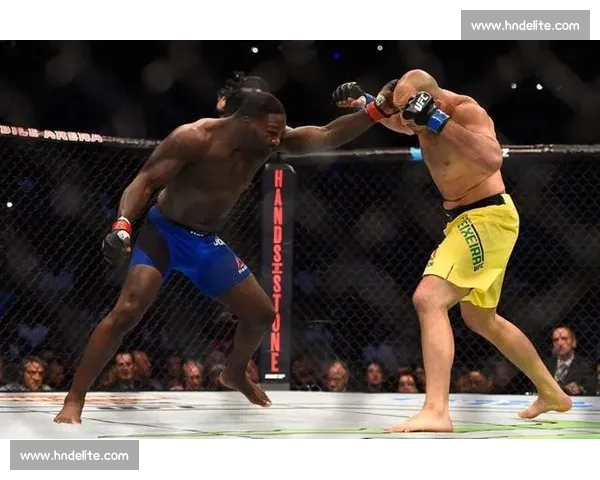 UFC重量级巅峰对决凯恩如何用全面压制终结锤子的铁拳神话